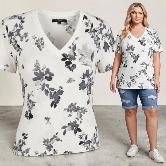 torrid Tops - TORRID "Tea Floral" Heritage Slub V-Neck Relaxed Tee NWT Size 4X